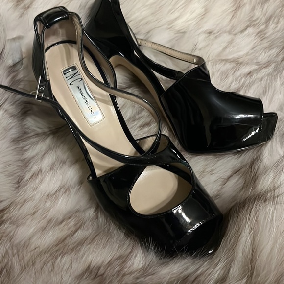 Black platform stiletto size 7 - Picture 2 of 4